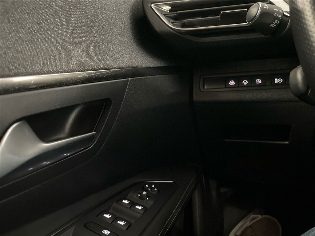 Peugeot 3008 1,6 PureTech Plugin-hybrid GT Line AWD EAT8 300HK 5d 8g Aut. - Image 14