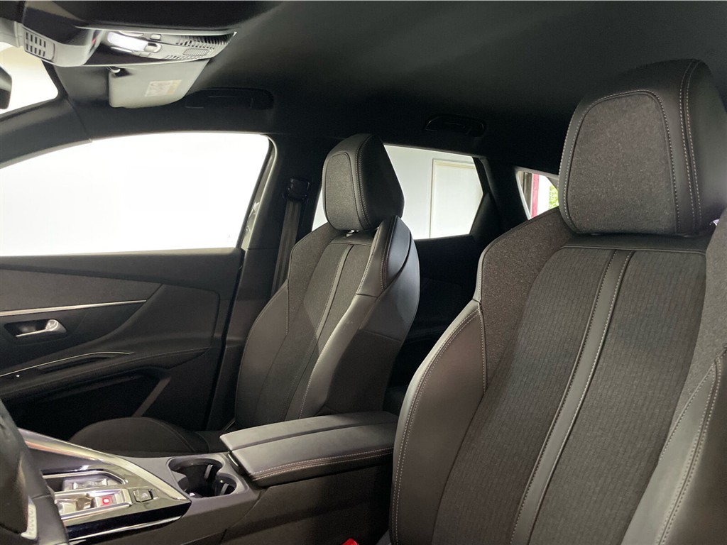Peugeot 3008 1,6 PureTech Plugin-hybrid GT Line AWD EAT8 300HK 5d 8g Aut. - Image 15