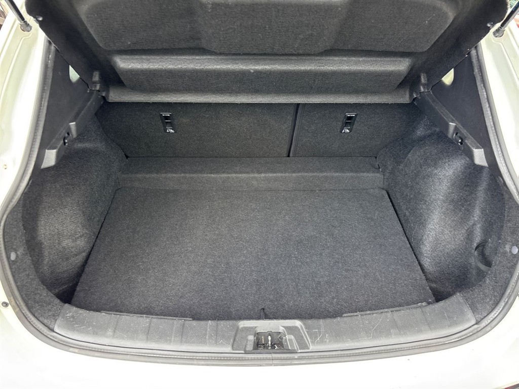 Nissan Qashqai 1,3 Dig-T Visia 140HK 5d 6g - Image 13
