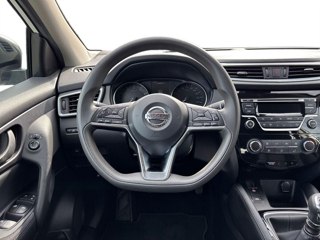 Nissan Qashqai 1,3 Dig-T Visia 140HK 5d 6g - Image 17