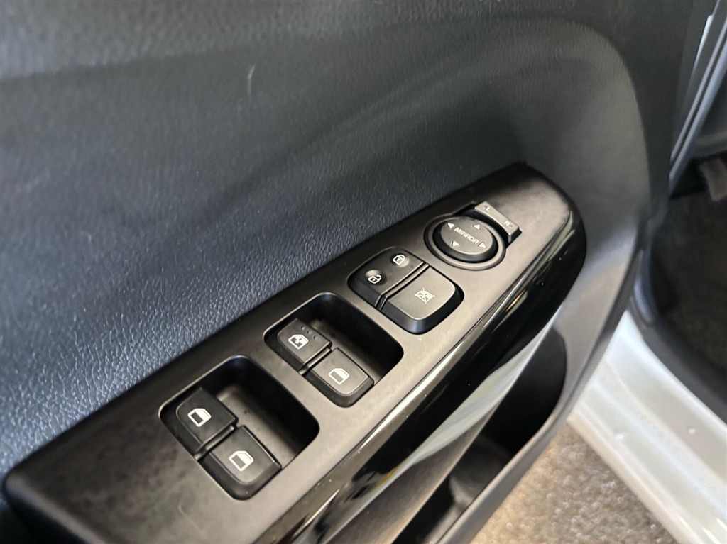Kia Picanto 1,0 MPI Prestige m/Upgrade 67HK 5d - Image 7