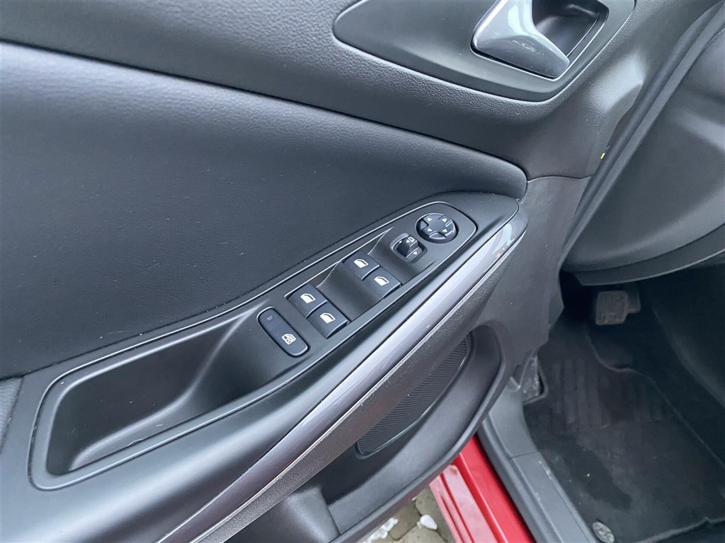 Opel Grandland X 1,6 PHEV Plugin-hybrid Ultimate 225HK 5d 8g Aut. - Image 9