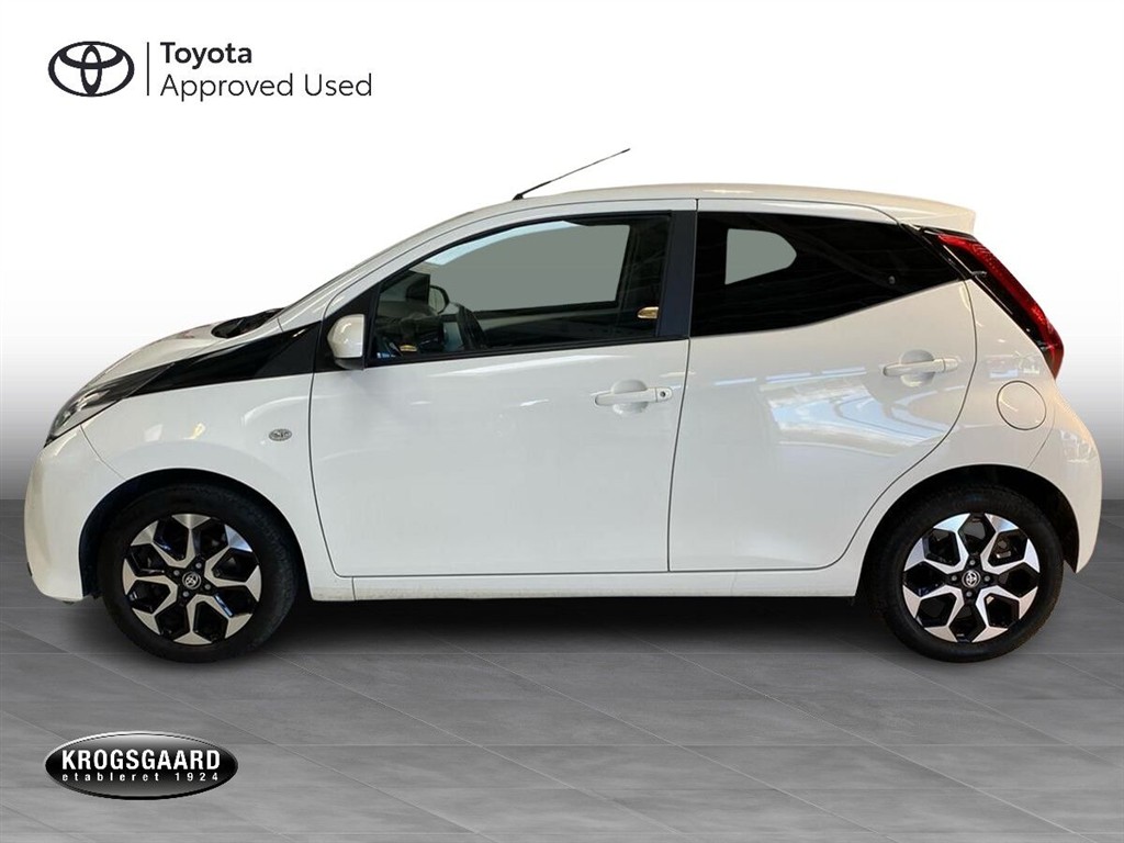 Toyota Aygo 1,0 VVT-I X-Press 72HK 5d - Image 2