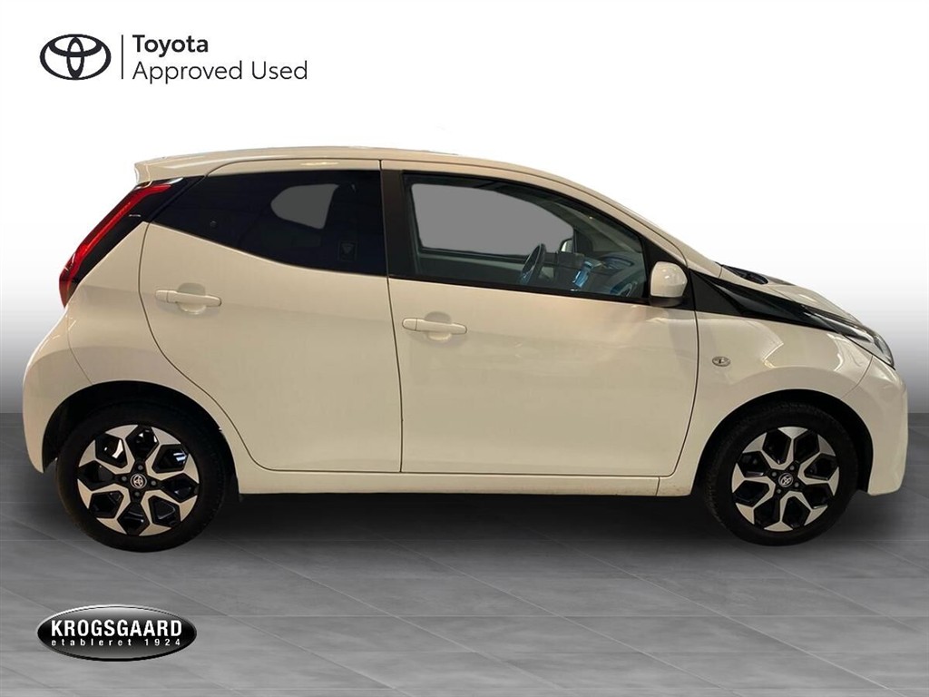 Toyota Aygo 1,0 VVT-I X-Press 72HK 5d - Image 8
