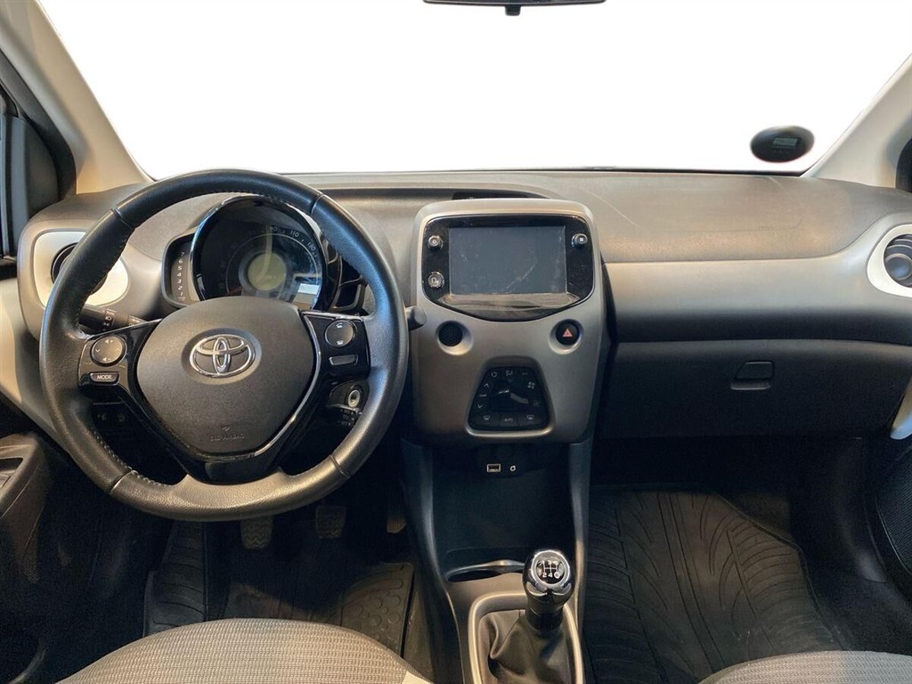 Toyota Aygo 1,0 VVT-I X-Press 72HK 5d - Image 14