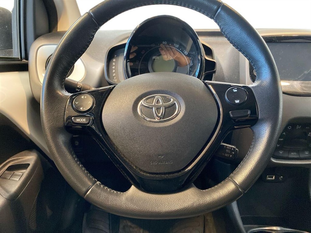 Toyota Aygo 1,0 VVT-I X-Press 72HK 5d - Image 19