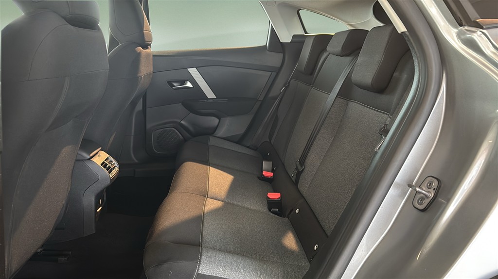 Citroën C4 1,2 PureTech Feel EAT8 130HK 5d 8g Aut. - Image 6