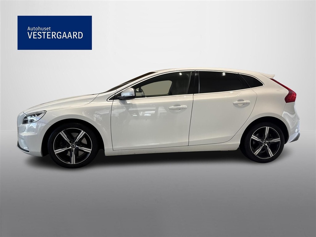 Volvo V40 2,0 T4 R-design 190HK 5d 6g Aut. - Image 2