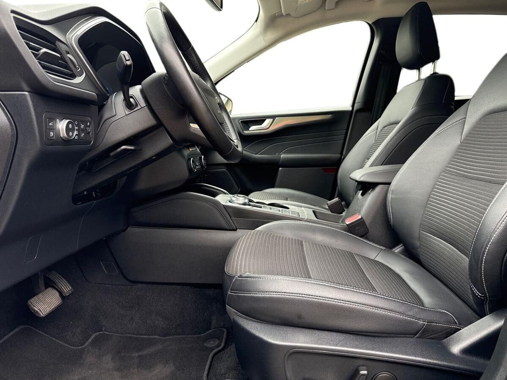 Ford Kuga 2,5 Plugin-hybrid Titanium X CVT 225HK 5d Trinl. Gear - Image 9