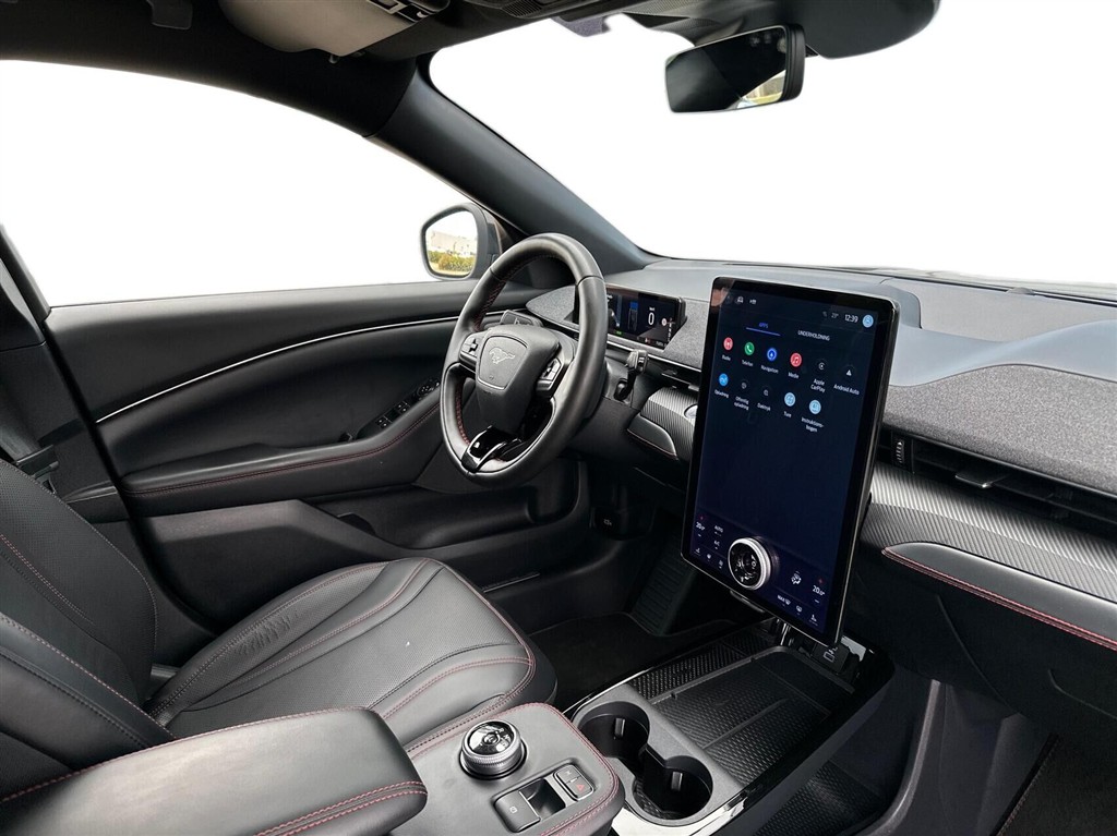 Ford Mustang Mach-E EL SR AWD 315HK 5d Aut. - Image 10