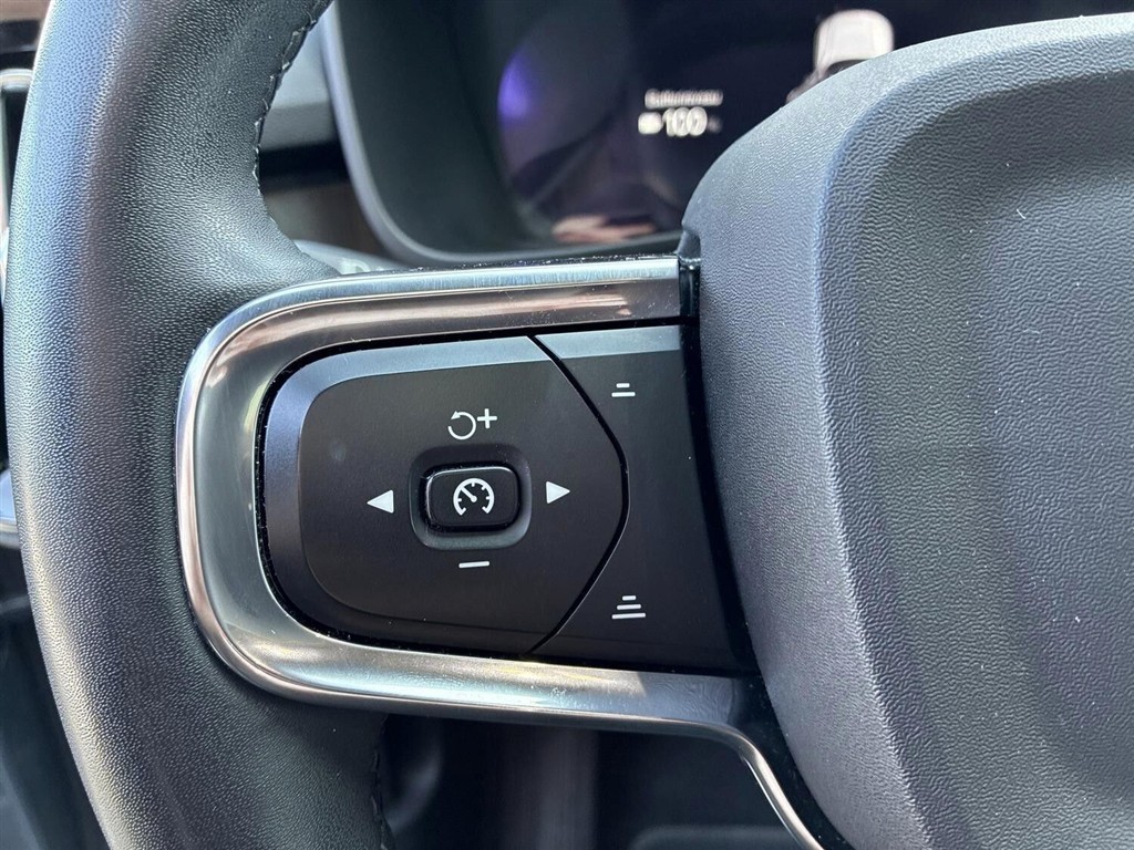 Volvo C40 P8 Recharge Twin Ultimate AWD 408HK 4d Aut. - Image 17