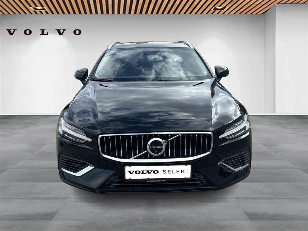 Volvo V60 2,0 T6 Recharge Plugin-hybrid Plus AWD 350HK Stc 8g Aut. - Image 9