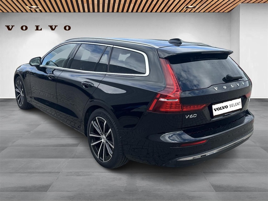 Volvo V60 2,0 T6 Recharge Plugin-hybrid Plus AWD 350HK Stc 8g Aut. - Image 2