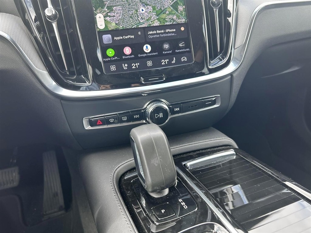 Volvo V60 2,0 T6 Recharge Plugin-hybrid Plus AWD 350HK Stc 8g Aut. - Image 13