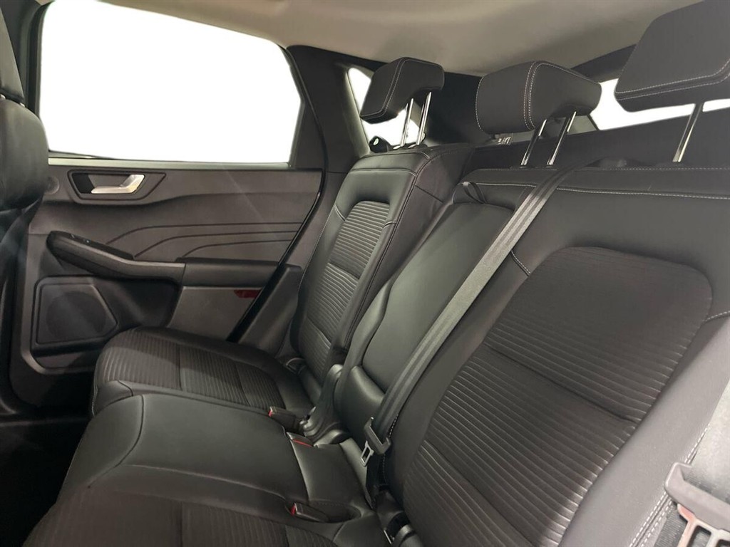 Ford Kuga 2,5 Plugin-hybrid Titanium X CVT 225HK 5d Trinl. Gear - Image 11