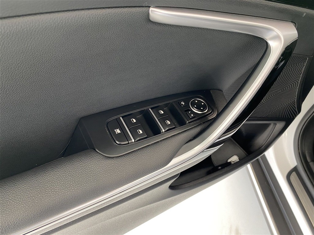 Kia XCeed 1,6 GDI Plugin-hybrid Prestige DCT 141HK 5d 6g Aut. - Image 14