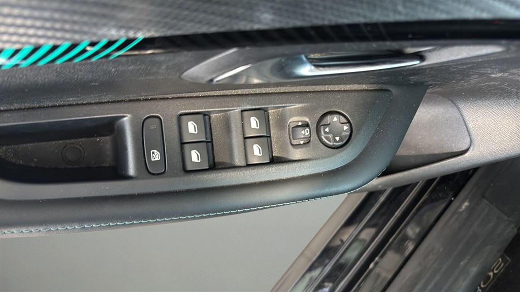 Peugeot 208 1,2 PureTech Allure 100HK 5d 6g - Image 11