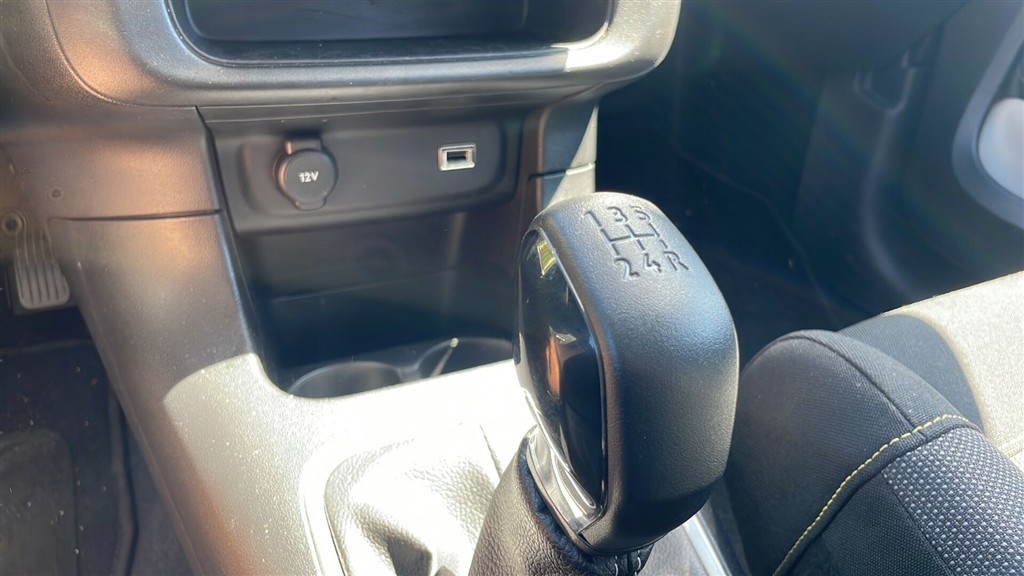 Citroën C3 1,2 PureTech Prestige 83HK 5d - Image 12