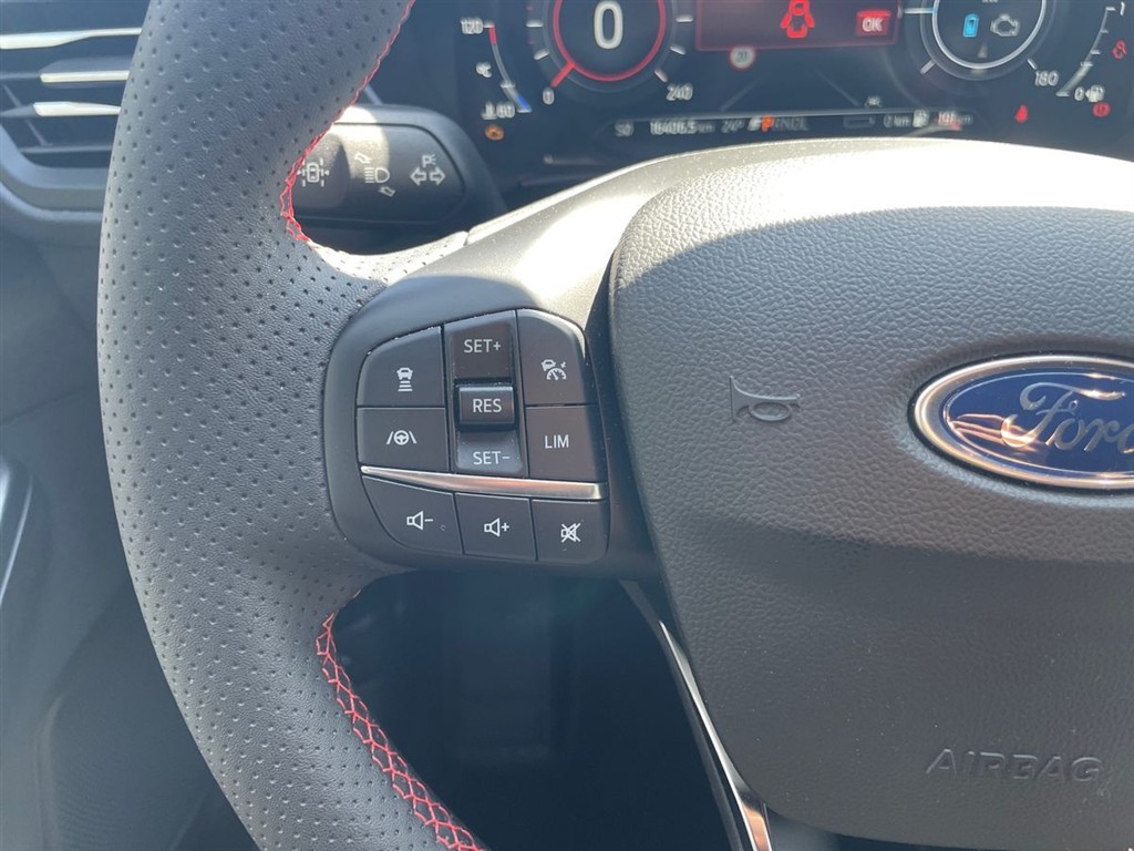 Ford Kuga 2,5 Plugin-hybrid ST-Line X CVT 225HK 5d Trinl. Gear - Image 16