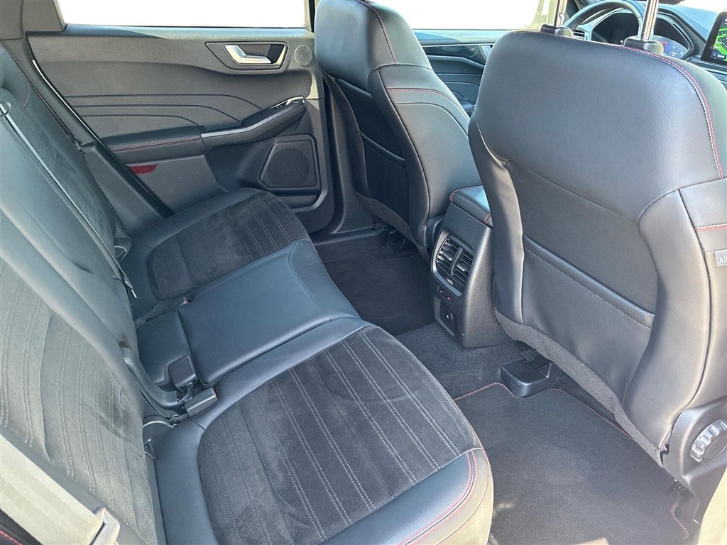 Ford Kuga 2,5 Plugin-hybrid ST-Line X CVT 225HK 5d Trinl. Gear - Image 12