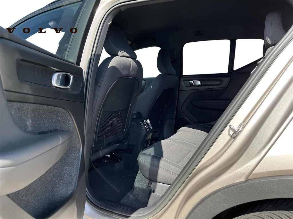 Volvo XC40 P6 Recharge Plus 231HK 5d Aut. - Image 7