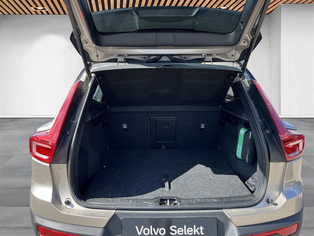 Volvo XC40 P6 Recharge Plus 231HK 5d Aut. - Image 14