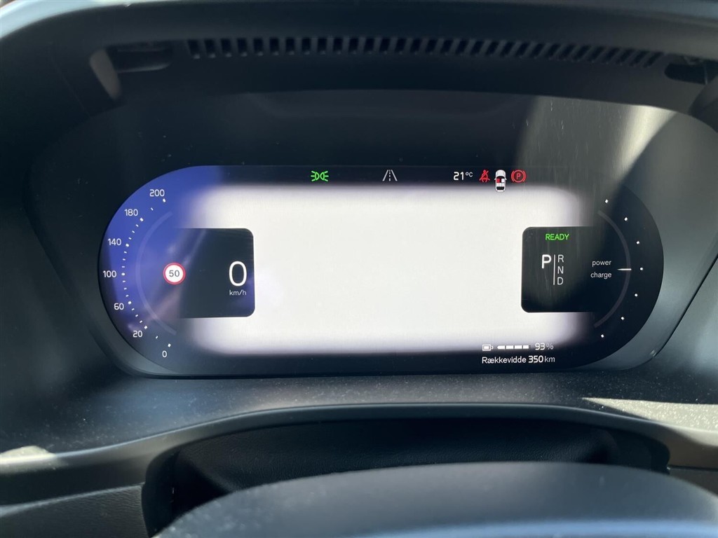 Volvo XC40 P6 Recharge Plus 231HK 5d Aut. - Image 24