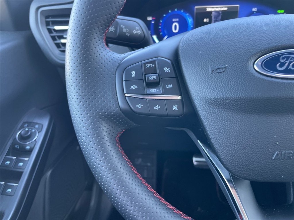 Ford Kuga 2,5 Plugin-hybrid Graphite Tech CVT 225HK 5d Trinl. Gear - Image 16