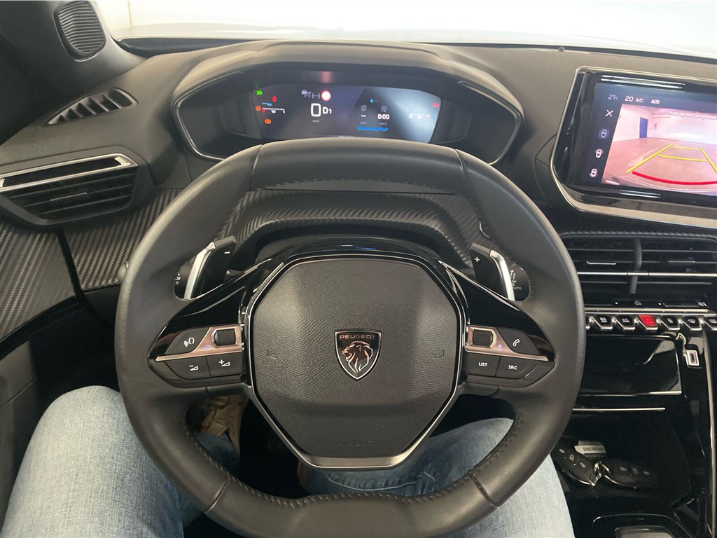 Peugeot 2008 1,2 PureTech Allure EAT8 130HK 5d 8g Aut. - Image 23