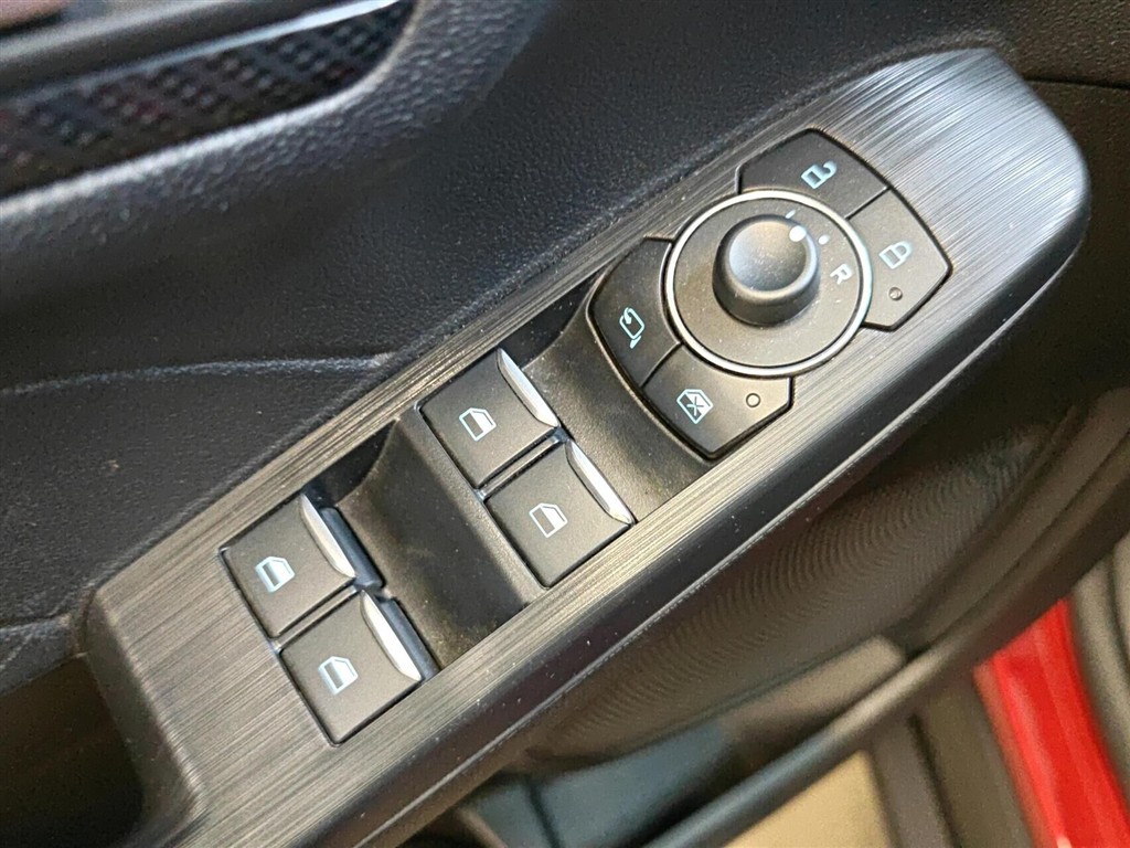 Ford Kuga 2,5 Plugin-hybrid ST-Line X CVT 225HK 5d Trinl. Gear - Image 7