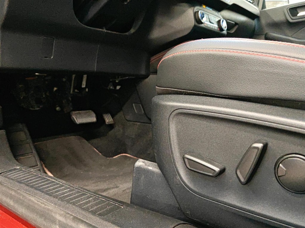 Ford Kuga 2,5 Plugin-hybrid ST-Line X CVT 225HK 5d Trinl. Gear - Image 9
