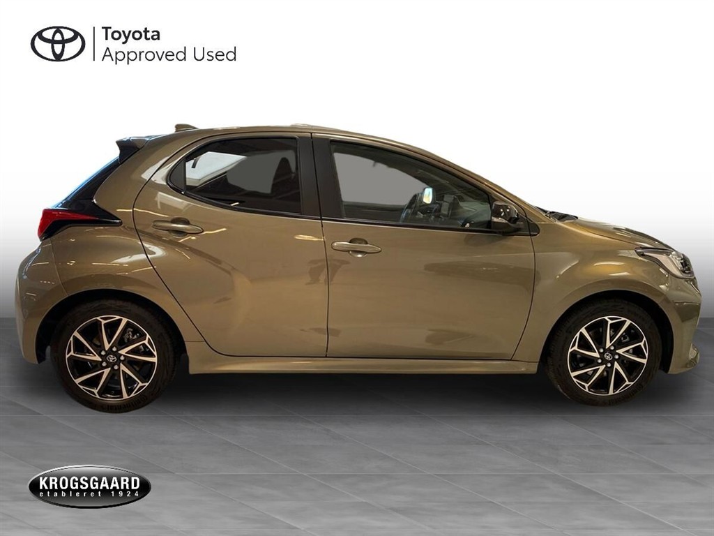 Toyota Yaris 1,5 Hybrid Style 116HK 5d Trinl. Gear - Image 8