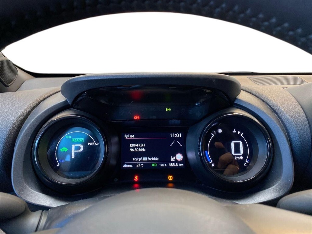 Toyota Yaris 1,5 Hybrid Style 116HK 5d Trinl. Gear - Image 13