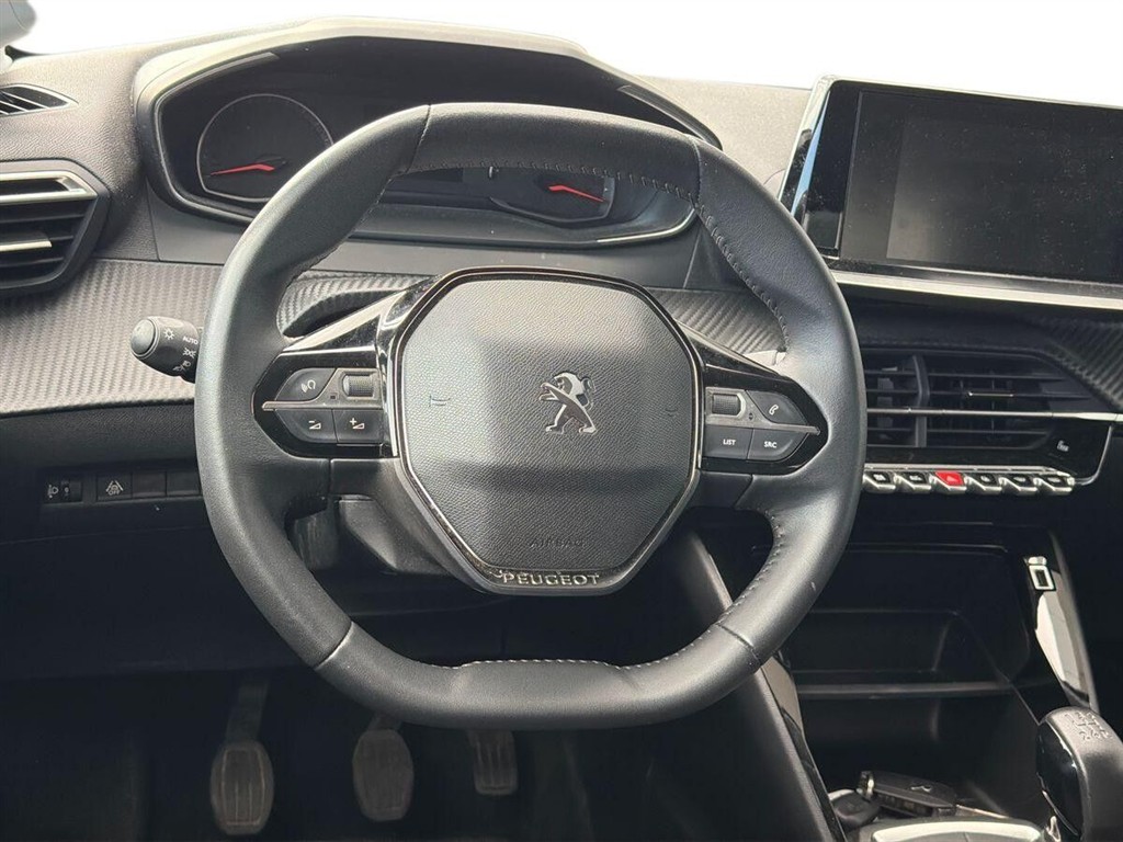 Peugeot 208 1,2 PureTech Black Limited 75HK 5d - Image 8