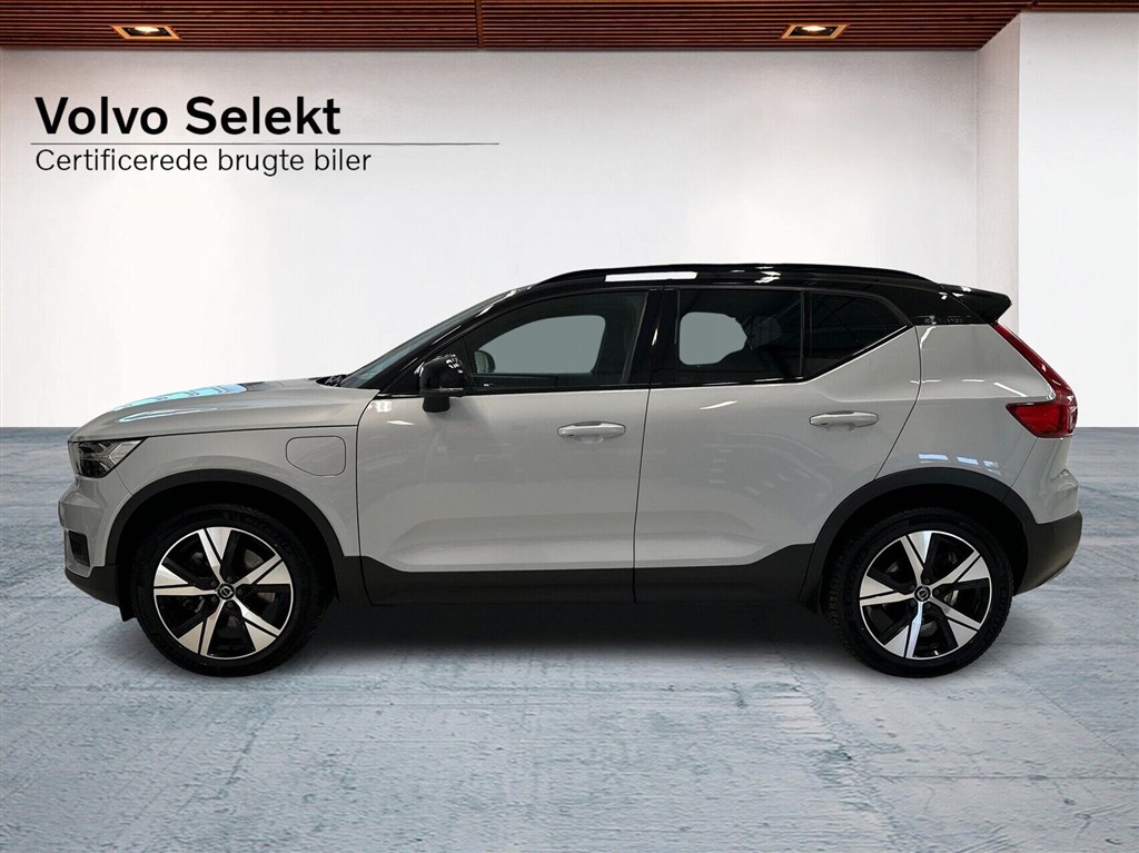 Volvo XC40 1,5 T5 Twin Engine Plugin-hybrid R-design 262HK 5d 7g Aut. - Image 3