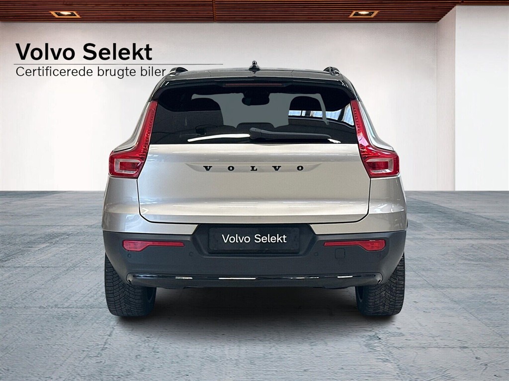 Volvo XC40 Recharge Extended Range Ultimate 252HK 5d Aut. - Image 9