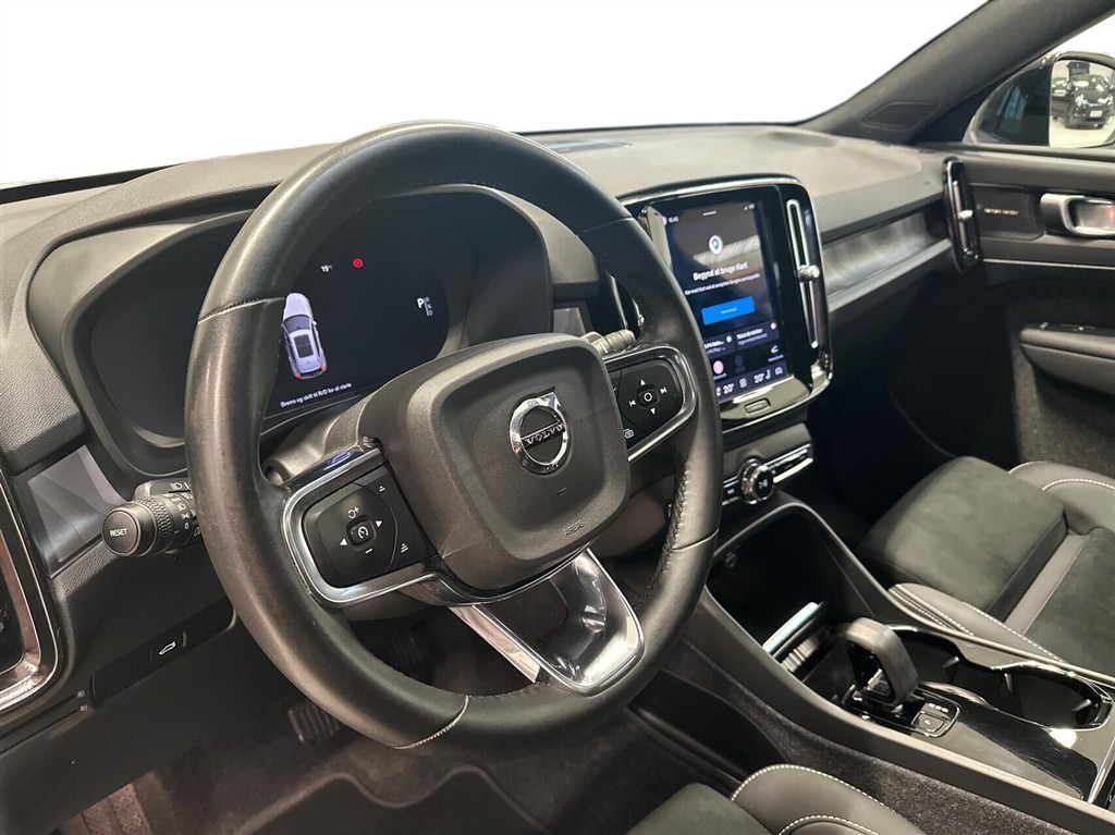 Volvo XC40 Recharge Extended Range Ultimate 252HK 5d Aut. - Image 19