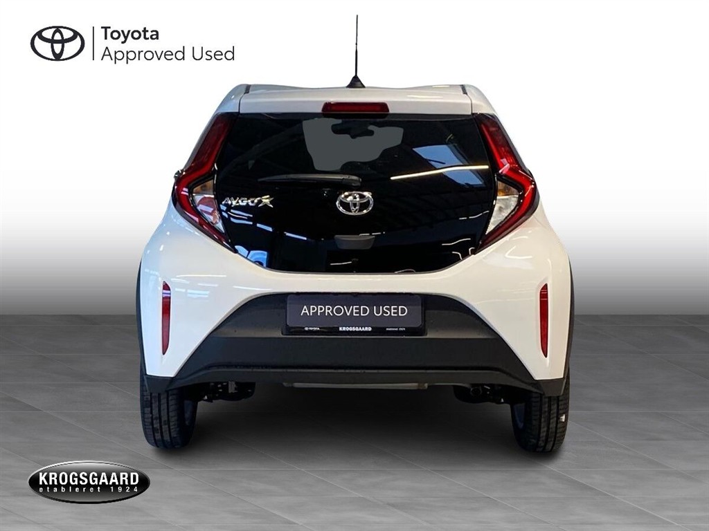 Toyota Aygo X 1,0 VVT-I Active 72HK 5d - Image 5