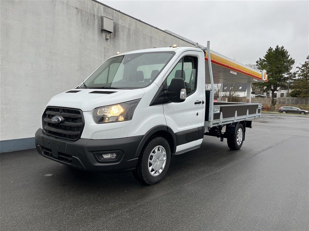 Ford Transit 350 L2H1 2,0 TDCi Trend 130HK Ladv./Chas. 6g