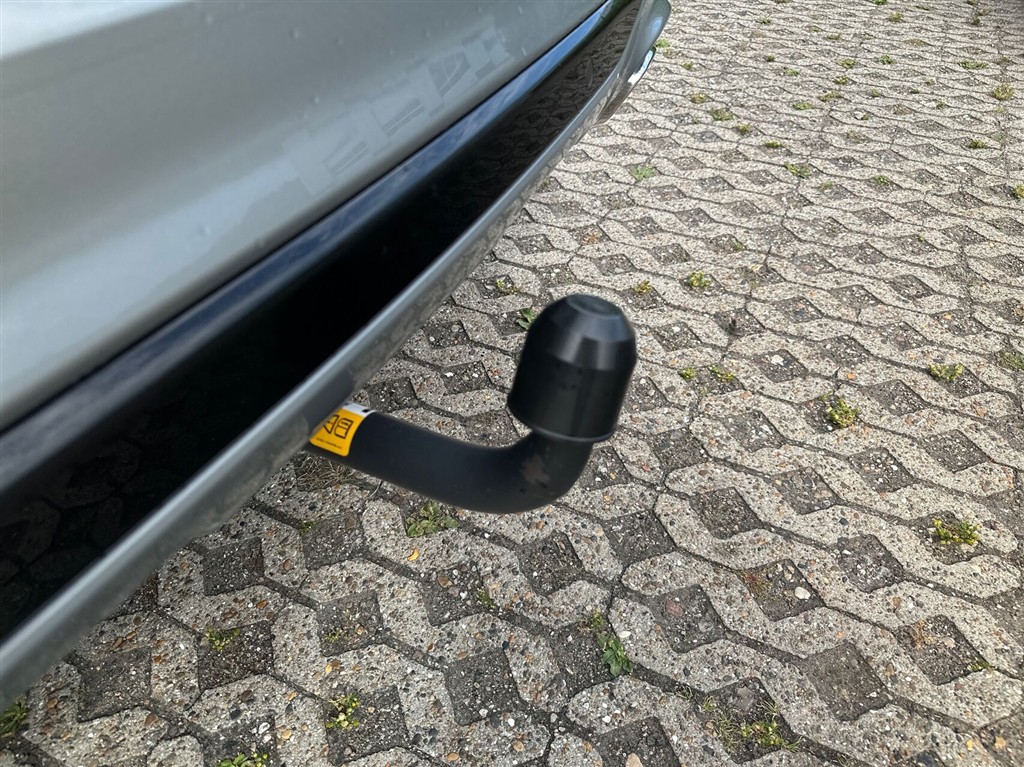 Ford Kuga 2,5 Plugin-hybrid ST-Line X CVT 243HK 5d Aut. - Image 18