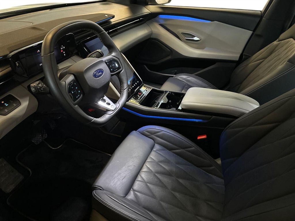 Ford Capri EL UR Premium 286HK 5d Aut. - Image 3