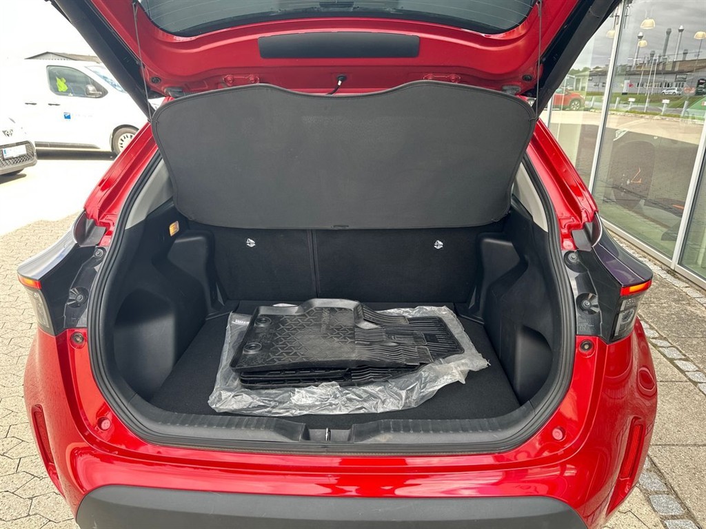 Toyota Yaris Cross 1,5 Hybrid Active Technology 116HK 5d Trinl. Gear - Image 17