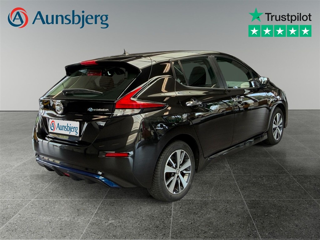 Nissan Leaf EL Acenta 40 kWh 150HK 5d Aut. - Image 9