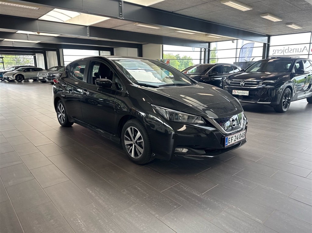 Nissan Leaf EL Acenta 40 kWh 150HK 5d Aut. - Image 4