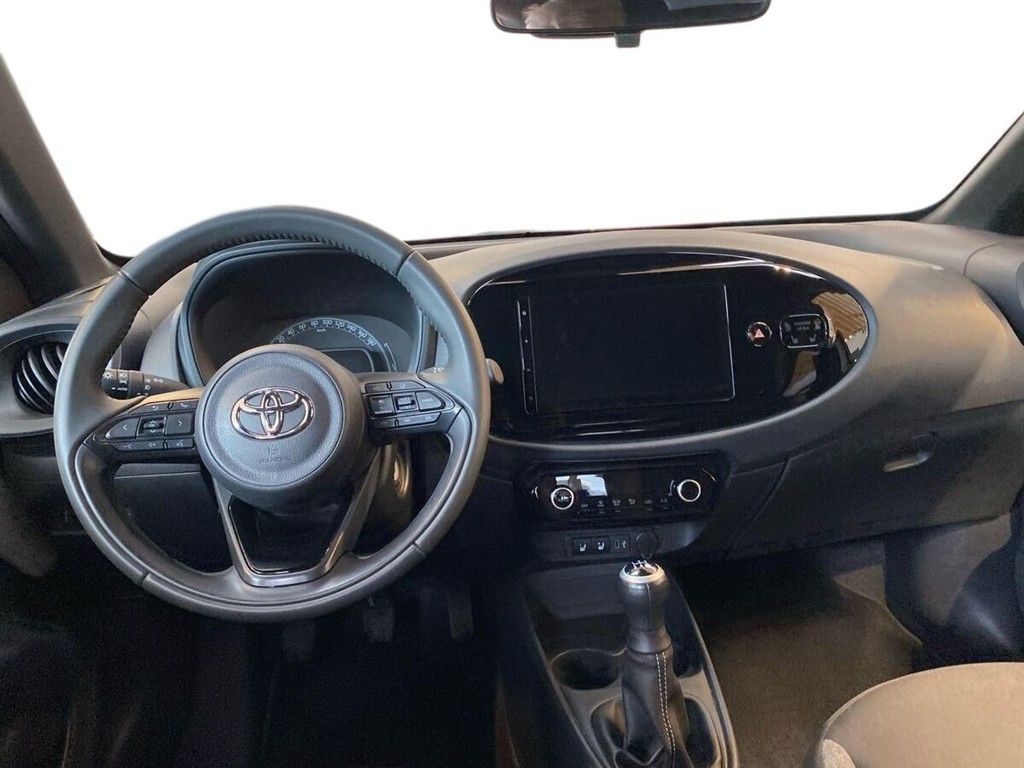 Toyota Aygo X 1,0 VVT-I Active 72HK 5d - Image 14