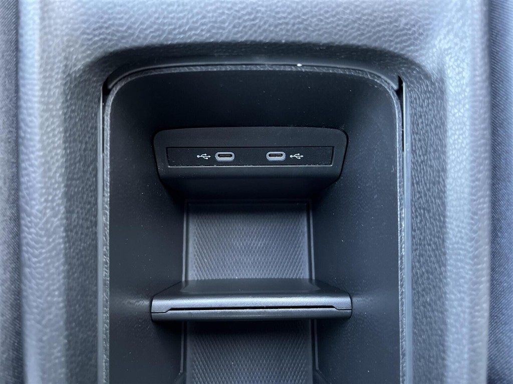 VW ID.3 EL 1st 204HK 5d Aut. - Image 13