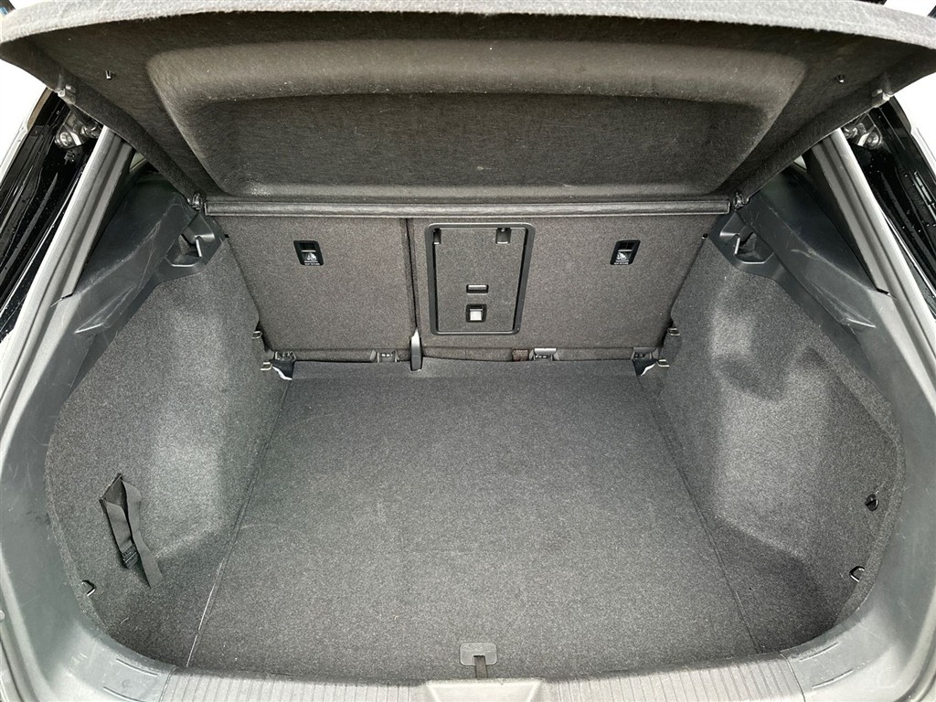 VW ID.4 EL Pro 204HK 5d Aut. - Image 7