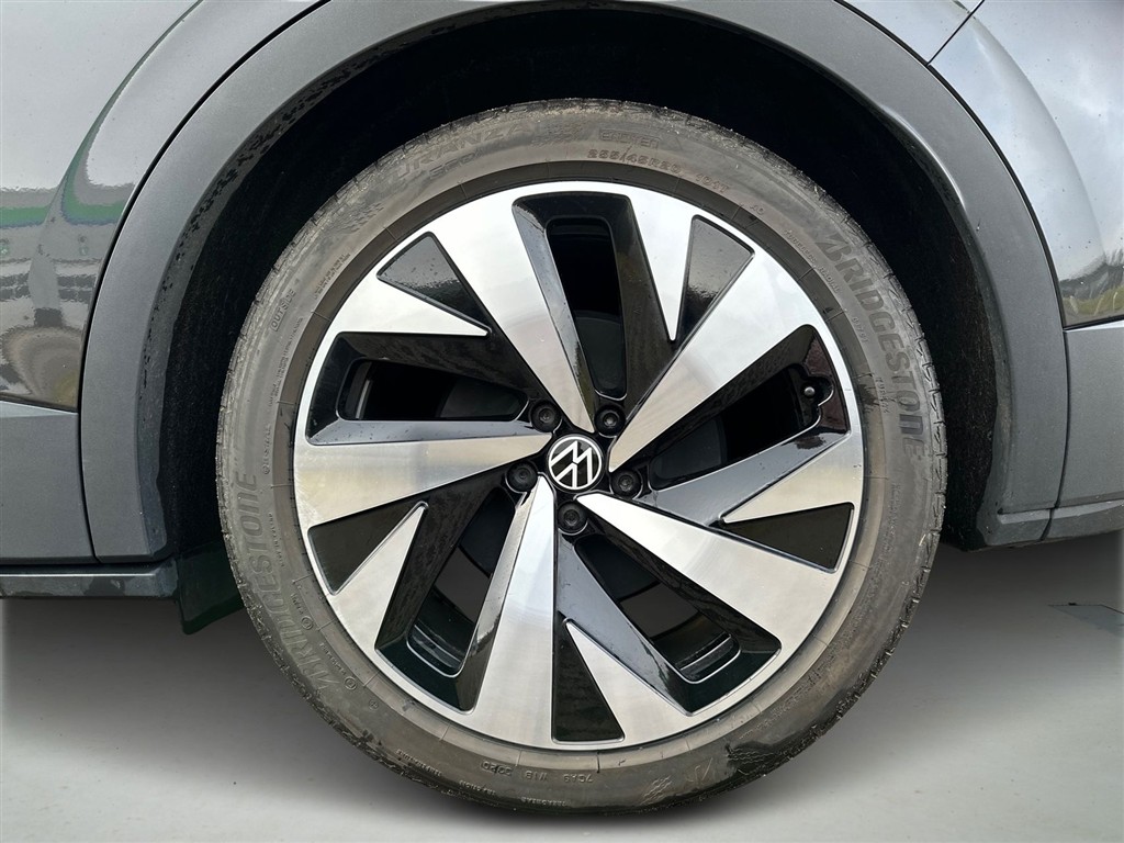 VW ID.4 EL Pro 204HK 5d Aut. - Image 5
