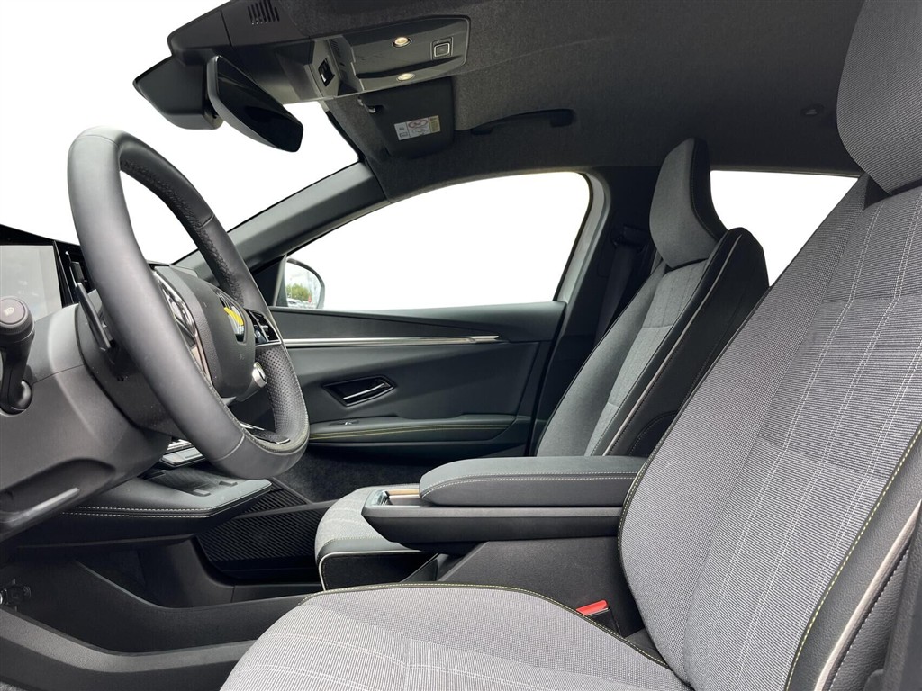 Renault Mégane E-TECH Techno Plus 220HK 5d Aut. - Image 4