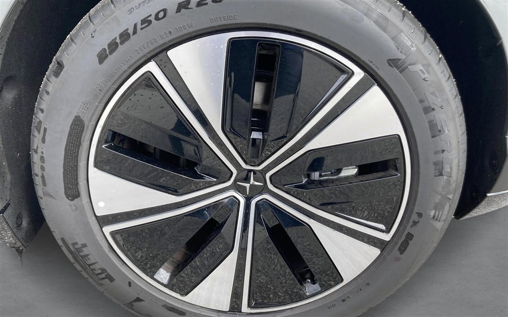 Polestar 4 EL LRSM 272HK 5d Aut. - Image 16